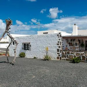 https://la-cuesta14.in-canary-islands.com